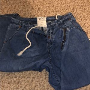 Cropped denim